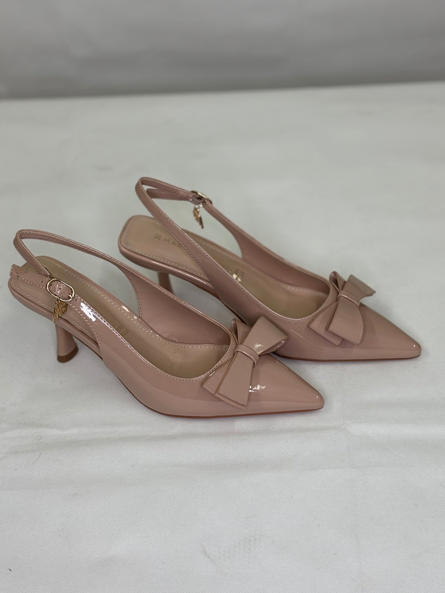 🎀-heels