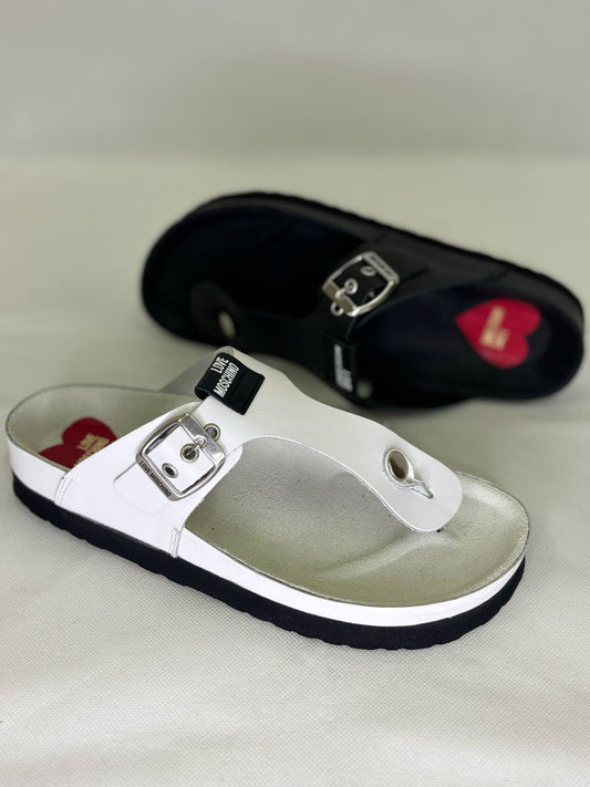 Moschino T-Bar Sandalen